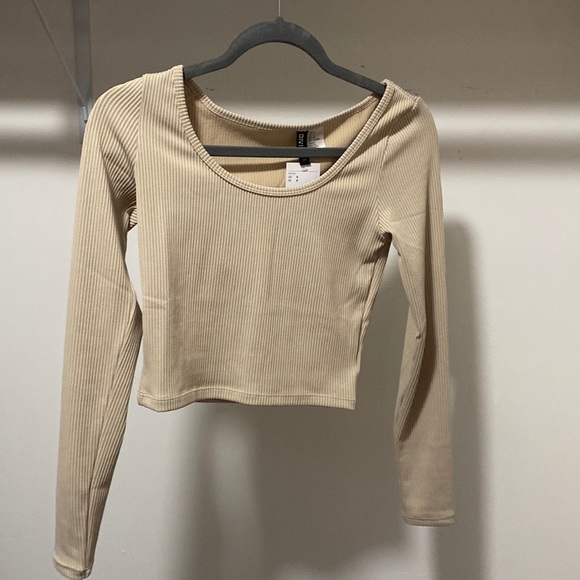 H&M Tops Brand New Hm Light Beige Ribbed Jersey Top Poshmark